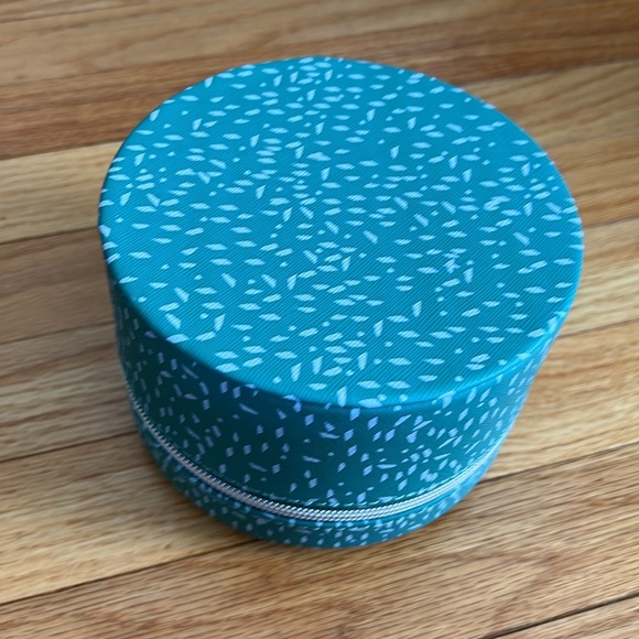 Doterra essential oil holder - Picture 4 of 5